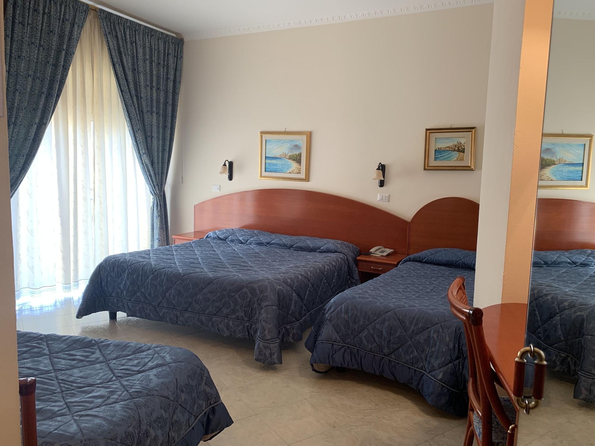 Hotel Mediterraneo Cefalù Exterior foto