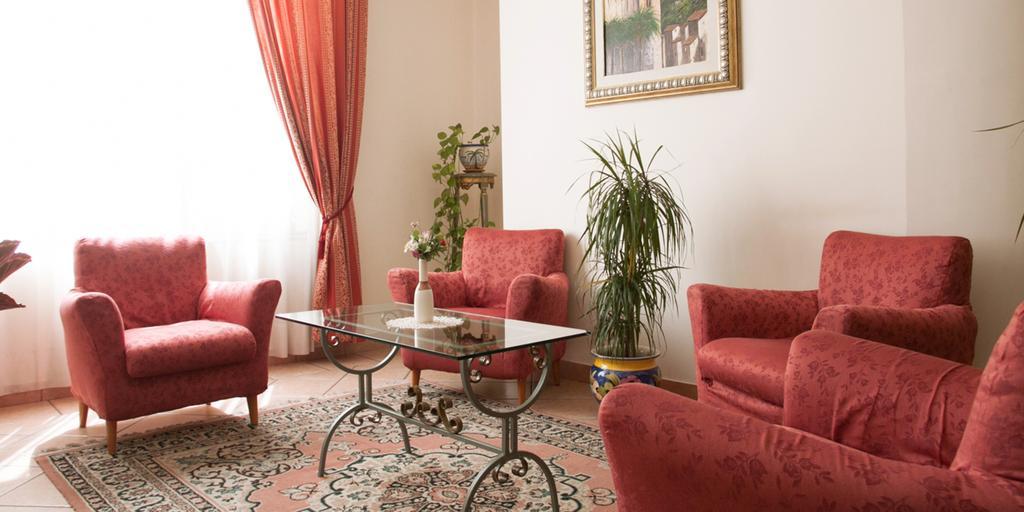 Hotel Mediterraneo Cefalù Cameră foto